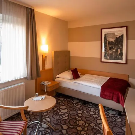 מלון Bastei לוהמן