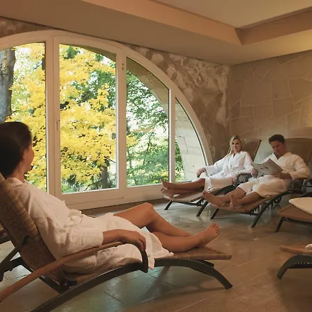 מלון Bastei לוהמן